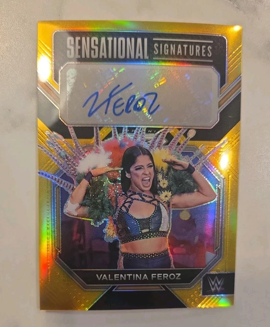 2023 Panini Prizm WWE Sensational Signatures Gold /10 Valentina Feroz #SNVFR