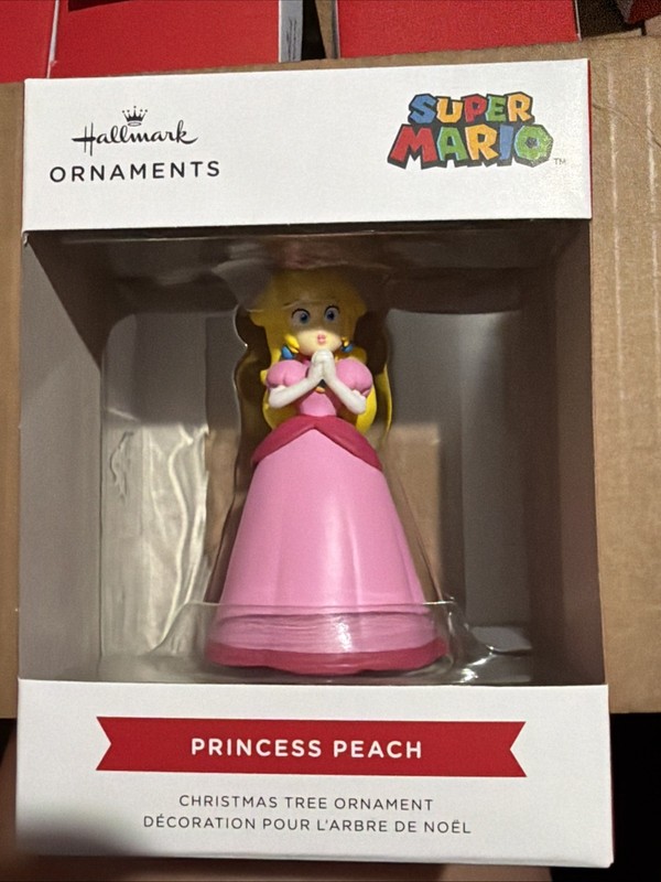 Nintendo Super Mario Princess Peach Christmas Tree Hallmark Holiday Ornament