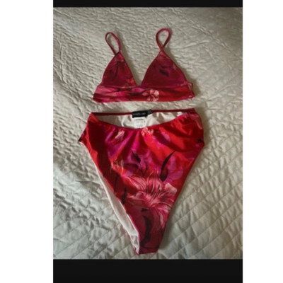 PRETTYLITTLETHING Damen Bikini Rot Pink 2-teilig Triangel-Top & Slip Gr. L