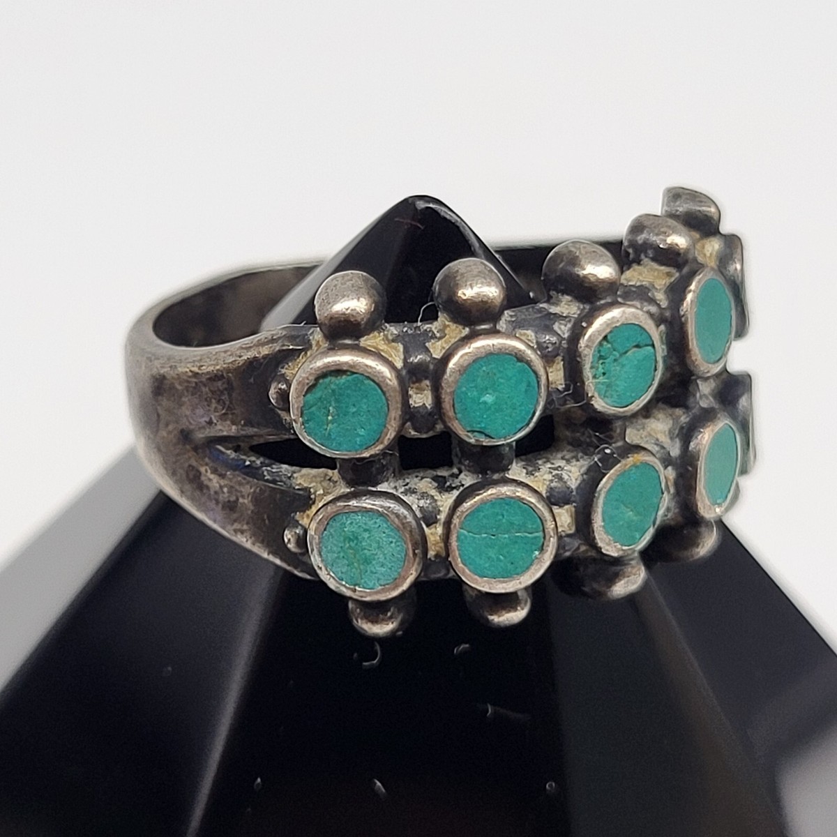 Elegant Vintage Native American Zuni Blue Gem Turquoise Sterling Silver Bracelet Elegant Vintage Native American Zuni Blue Gem Turquoise Sterling Silver Bracelet