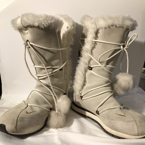Black 311959-173 Women Faux Fur Boot 