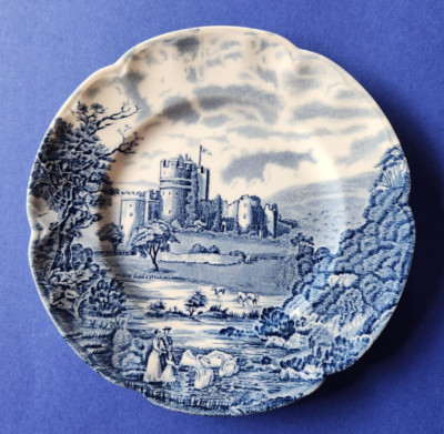 4.9 Johnson Brothers Kuchenteller / Brotteller Ø 20cm * Castle Story * England