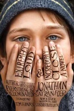 Extremely Loud & Incredibly Close by Jonathan Safran Foer: Used