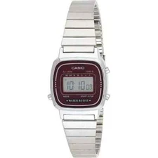 Casio Women's Quartz Digital Watch LA-670WA-4DF - Retro Silver-Tone Design with
