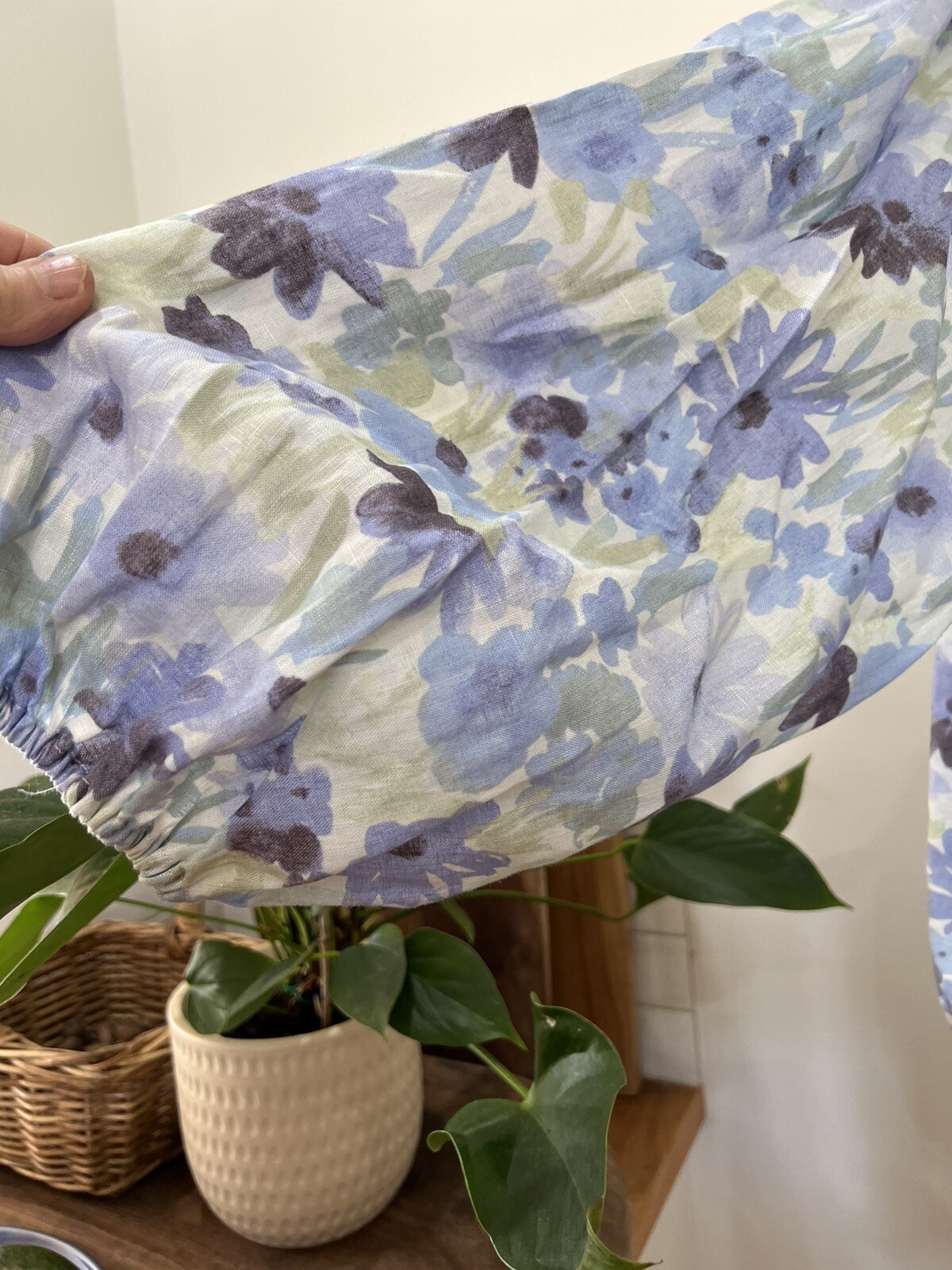 NEW SPORTSGIRL Linen Floral Cropped Balloon Long Sleeve Top NWOT Size