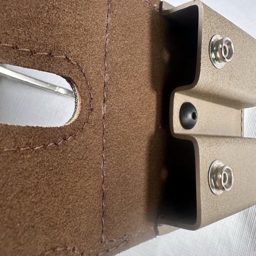 Safariland Double Handgun Magazine Pouch : 77-76-553 S&W59 Ber-92 No Belt Clips - Picture 4 of 7