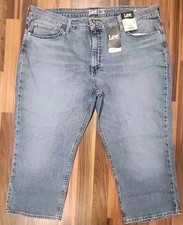 NWT Lee Women's Light Wash Blue Midrise Capris Size 22M Regular Fits 42x22