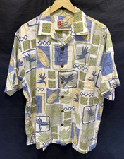 HILO HATTIE Size L Geometric Leaf The Hawaiian Original Men's Short Sleeve Shirt