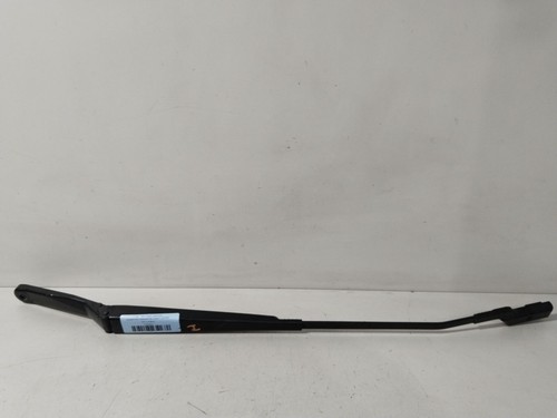 Windshield wiper blade arm