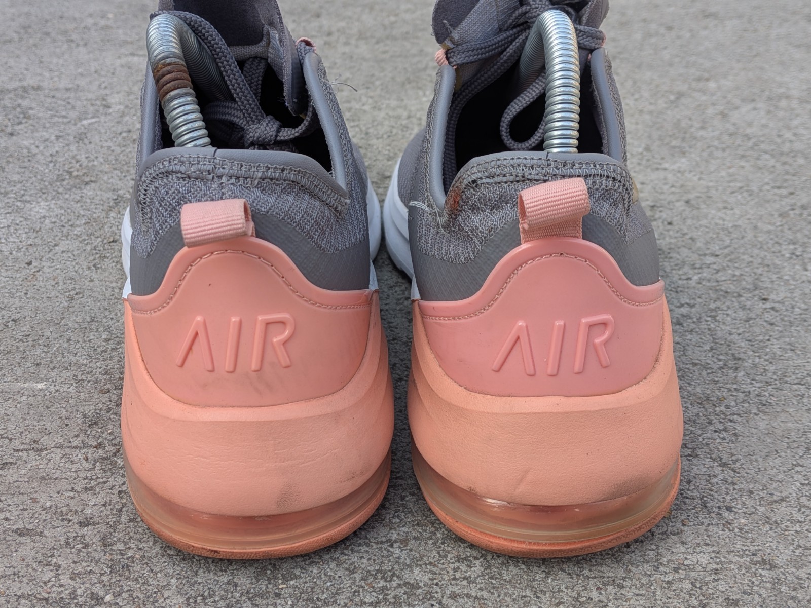 Nike Air Max Motion 2 Pink/Gray Athletic Shoes Women's Size 8 US (CU4925-001)