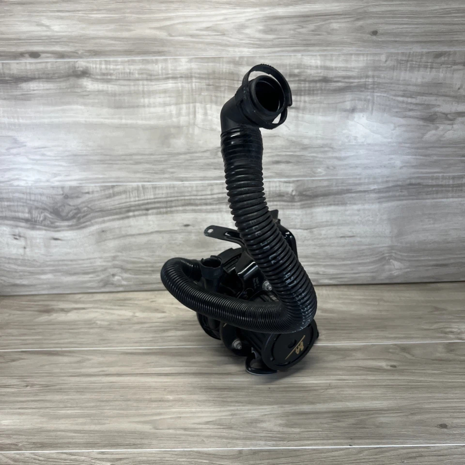 2011 - 2017 Audi A6 Supercharged Secondary Air Pump 079959231A OEM - Image 4 of 4