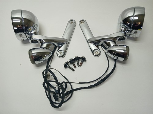 Harley-Davidson 2007 Road King CVO Auxiliary Passing Turn Lights 69548-06