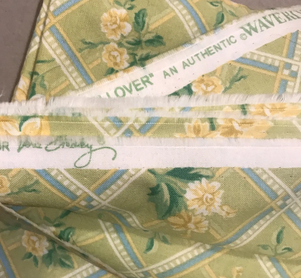 Vera Bradley 1 Fabric Fat Quarter Retired Rare Citrus Floral Crafts Sewing - Image 3 of 3