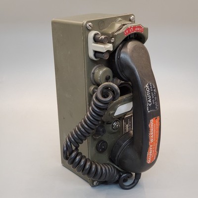 【米軍実物】有線電話機 TA-312 /PT ジャンク バックセット 米軍実物】有線電話機 TA-312 /PT ジャンク バックセット 米軍実物
