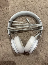 Beats by Dr. Dre EP ML9A2LL/A Headphones - White