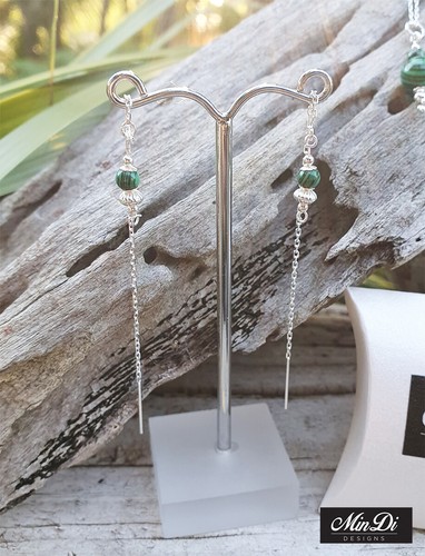 Sterling Silver Necklace & Matching Pull Through Earrings. - Picture 5 of 6