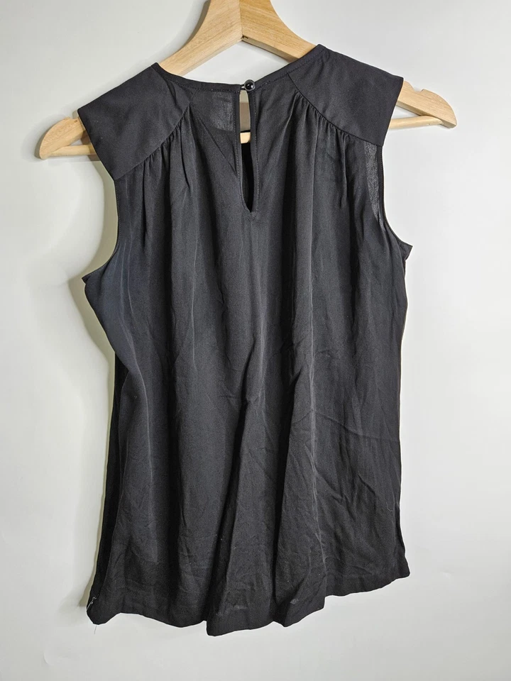 Classiques Entier 100% Silk Blouse Pleated Sleeveless Women's Size XS Black - Image 2 of 4