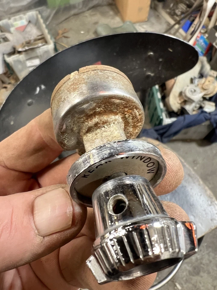 1963 1964 1965 1966 1967 Chrysler Dodge ventana trasera interruptor de desempañado de aire 2291095 Foto 2 de 4