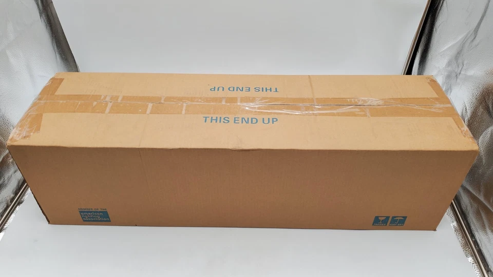 Tocador de transición Quoizel Vault 33,25 pulgadas bronce occidental 4 luces VLT8604WT Foto 3 de 4