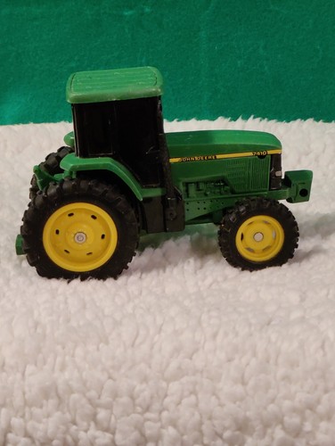 John Deere ERTL 7410 Tractor 1/32 2000 Used 2000 part 5329. Collectible tractor - Picture 3 of 8