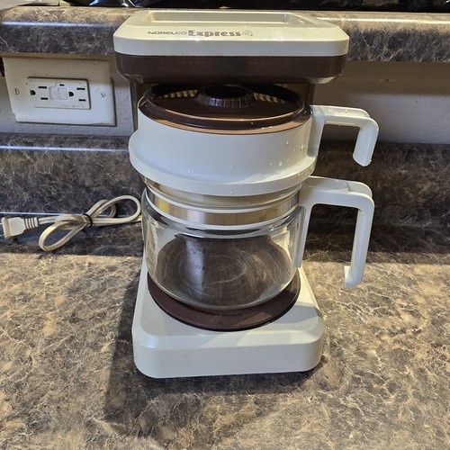 Vintage Norelco Express 4-Cup Coffee Maker Model HB5124
