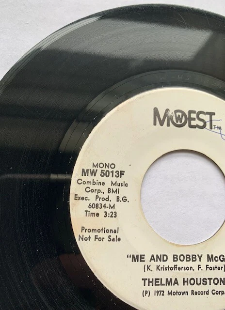 THELMA HOUSTON-MoWEST-MW 5013F-ME AND BOBBY MCGEE-7"-MONO STEREO PROMO 1972 VG+ - Image 2 of 4