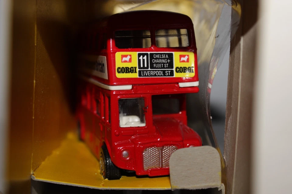 1978-84 Corgi 469 Transport Routemaster bus. New Ex shop stock - Image 2 of 4