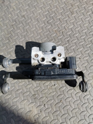 Triumph 675 Street Triple ABS-Pumpe 2012-2016