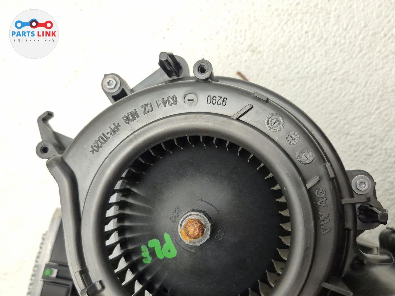 Bentley Bentayga 2016-2020 Rear Blower motor