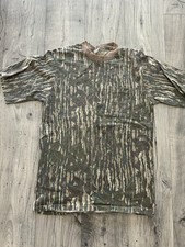 Vintage Realtree Camo Pocket T Shirt Size Large Made In USA Hunting 90s Outdoors