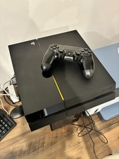 Sony PlayStation 4 500 GB Home Console Bundle with 1 Game