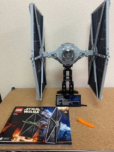 Sciarpa In Pile Star Wars Fatta A Mano Con Maschere Darth Vader, Fighter Jets E Trooper