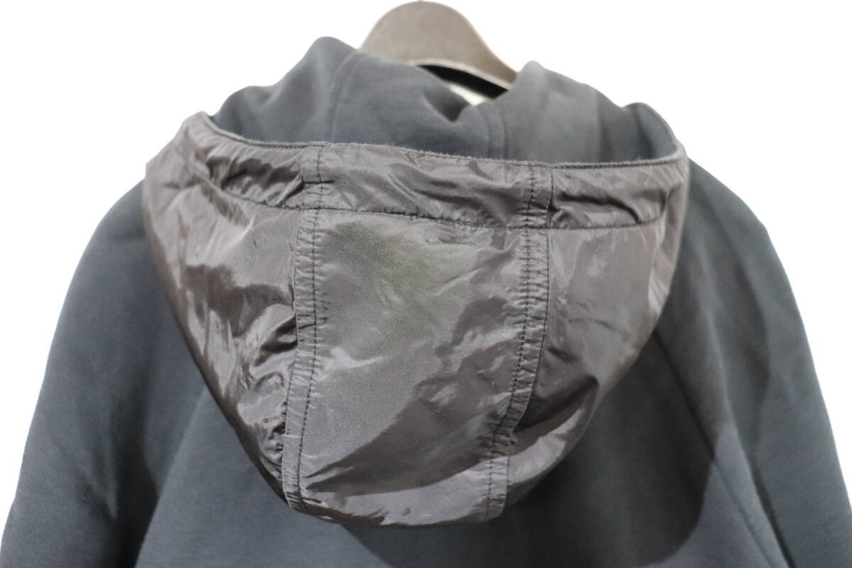 Prada Sport SJC185 R131 Q86 with Rubber Tag Hood Nylon Prada Sport SJC185 R131 Q86 with Rubber Tag Hood Nylon