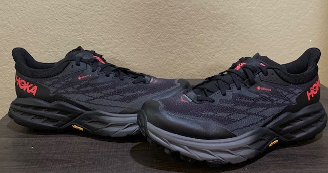 レオピーHOKA ONE ONE SPEEDGOAT 5 GORE-TEX Amazon.com | Hoka One One Mens Speedgoat 5 GTX Spike Textile