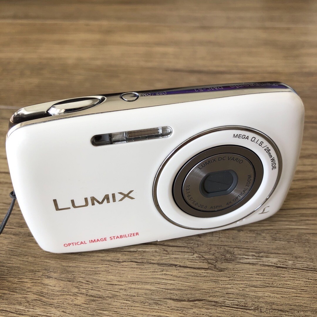 実写良⭕️良品【動作確認済】Panasonic LUMIX DMC-S1 Panasonic LUMIX DMC-S1 4X OPTICAL ZOOM White Compact Digital