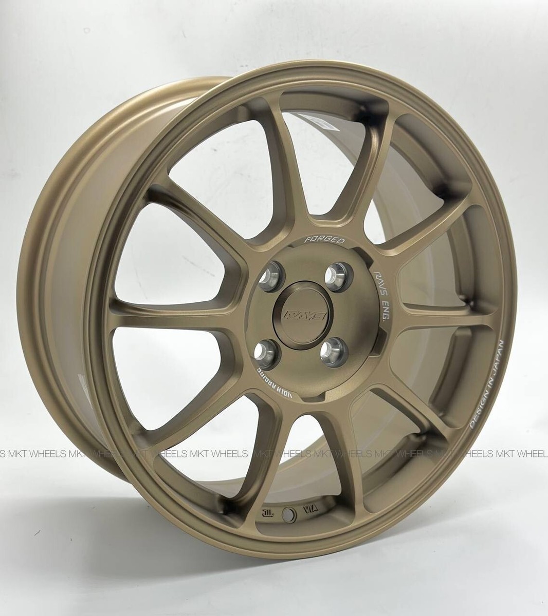4本 RAYZ ZE40 100-5,8.5J-17 245/40R17 Volk Racing ZE40 - 17
