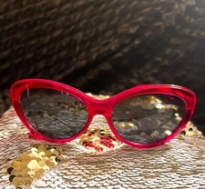 RETRO STYLE REDDISH PINK SUNGLASSES