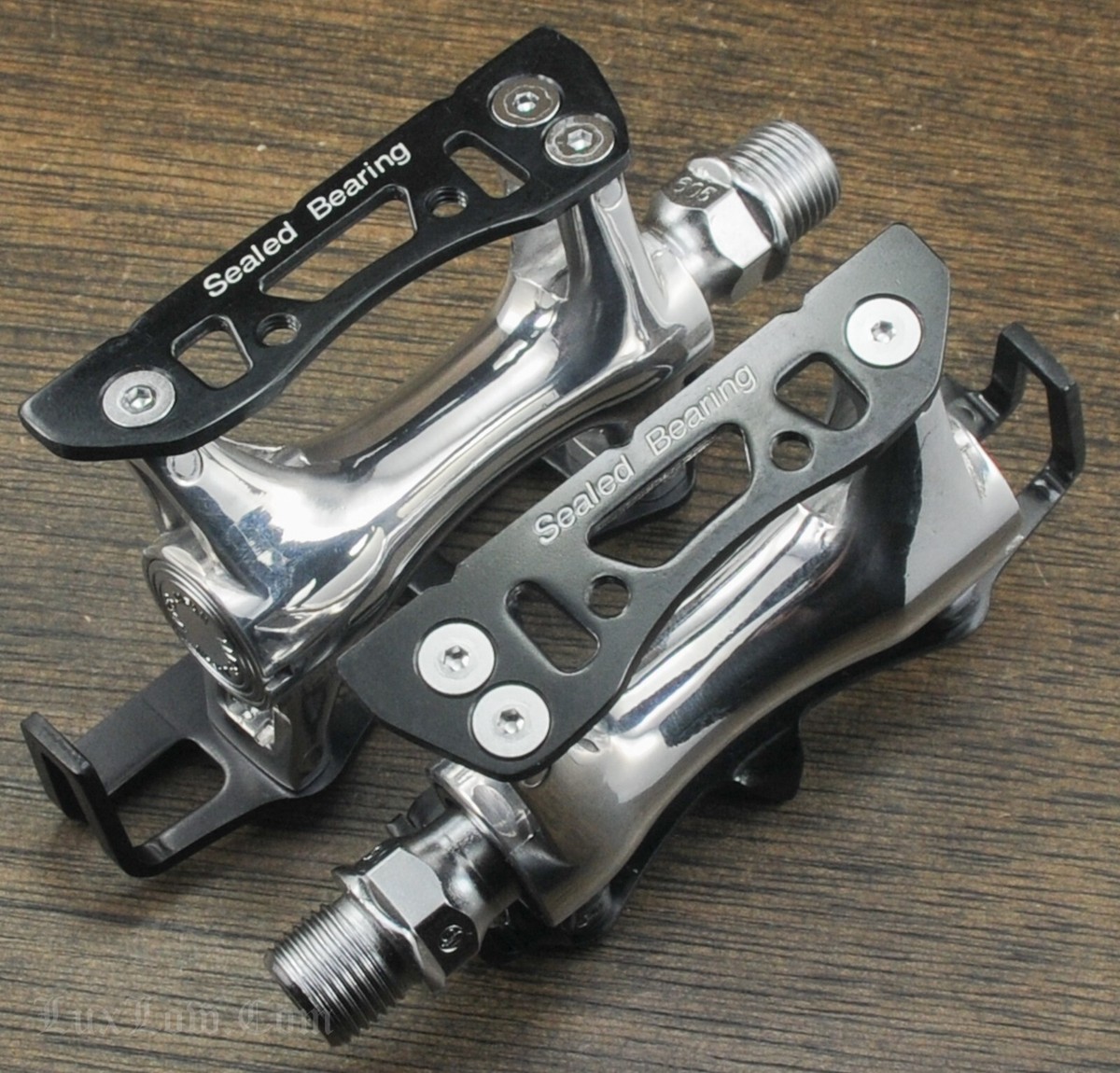 NOS MKS Custom Nuevo Wide NJS Track Bike PEDALS 9/16 NOS MKS Custom Nuevo Wide NJS Track Bike PEDALS 9/16