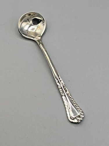 Towle  Sterling Silver Master Salt Spoon 3 5/8"