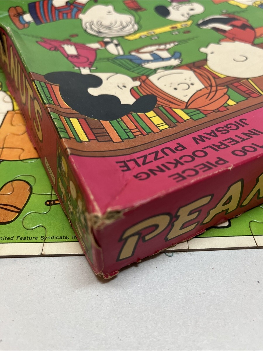 Vintage 1966 Milton Bradley Peanuts Cartoon 100 Piece Jigsaw