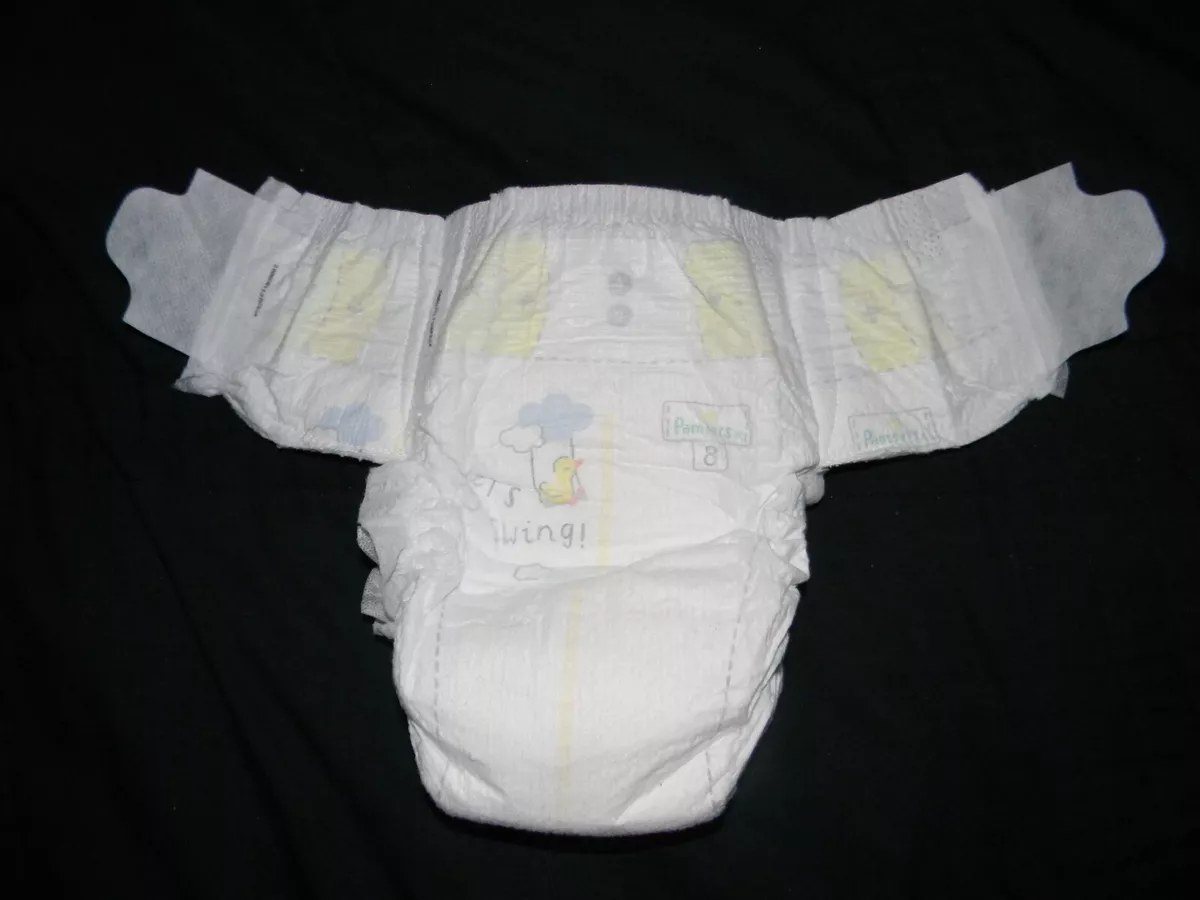 2 Pampers swaddlers size 8 with double tabs 0ver 46+Lbs will fit