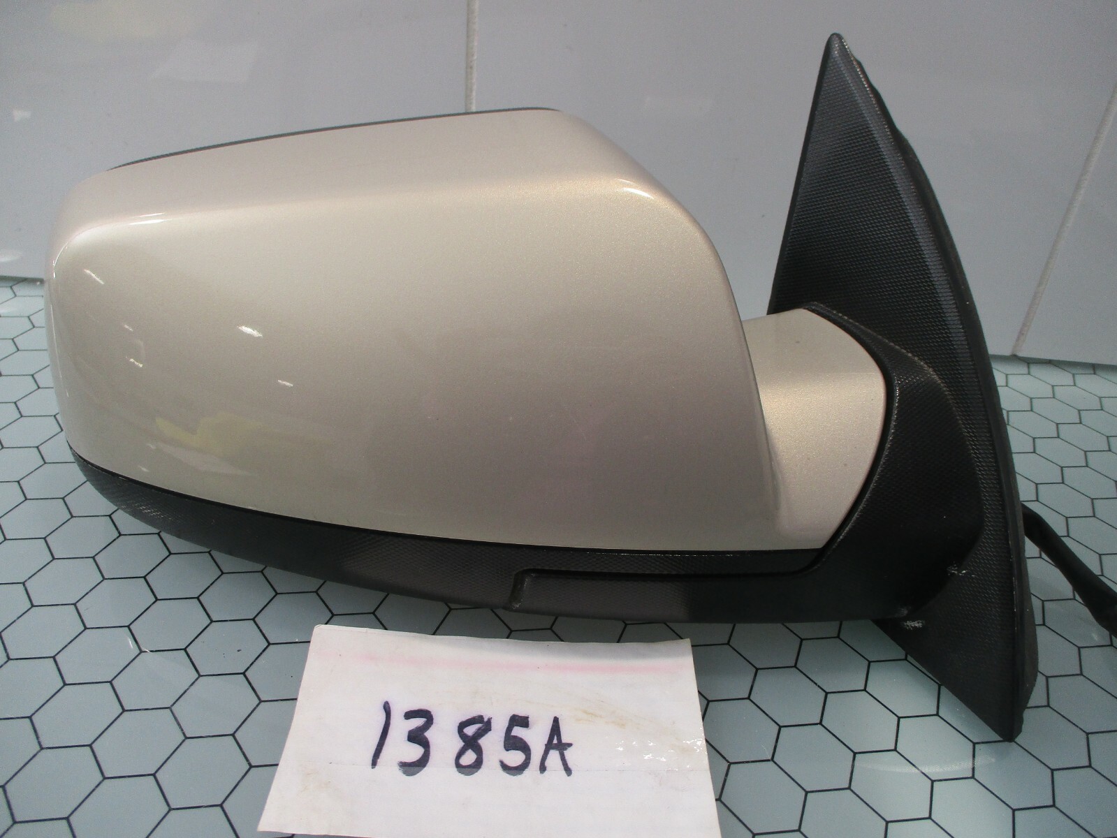 10 11 12 13 14 Chevy Equinox Passenger side Mirror Used Power #1385-A 