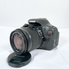 Canon EOS Kiss X5 Lens Kit EF-S 18-55mm 3.5-5.6 IS II 275939