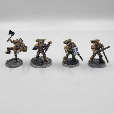 LOT OF 4 PAINTED Games Workshop Warhammer 40,000 40K CHAOS WARRIORS