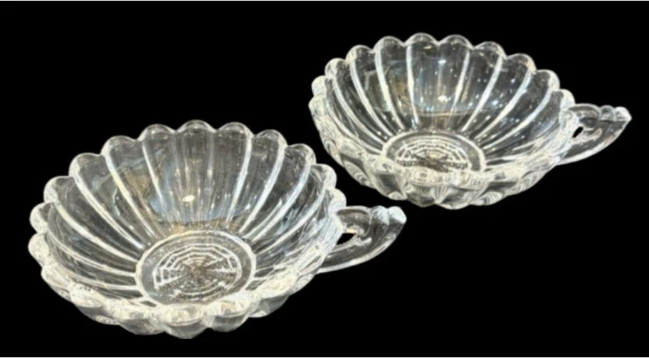 Glass Collectible 1900-1919 Time Period Manufactured Bowls for