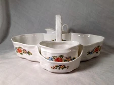 Aynsley England COTTAGE GARDEN Strawberry Basket With Creamer & Sugar