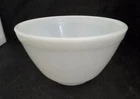 Vintage Pyrex White Milk Glass 1 1/2 Pt Nesting Mixing Bowl # 401