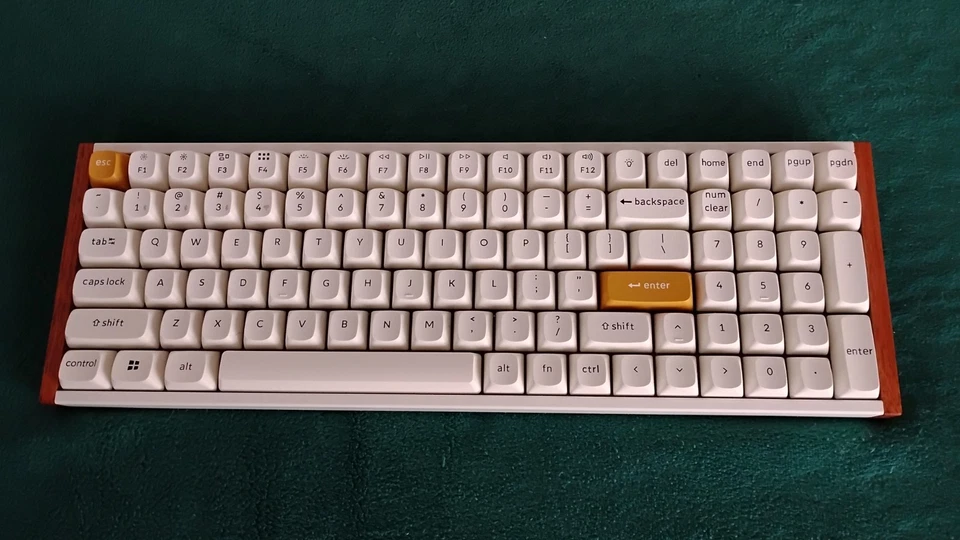 Teclado interruptor magnético Keychron K4 HE 96% efeito Hall em ótimo estado! - Imagem 3 de 4