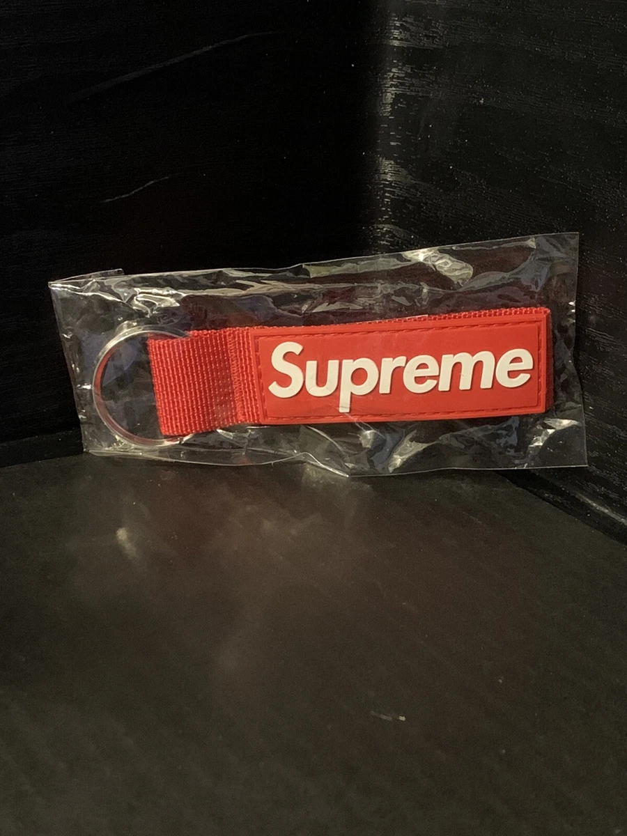 SUPREME WEBBING KEYCHAIN RED FW20