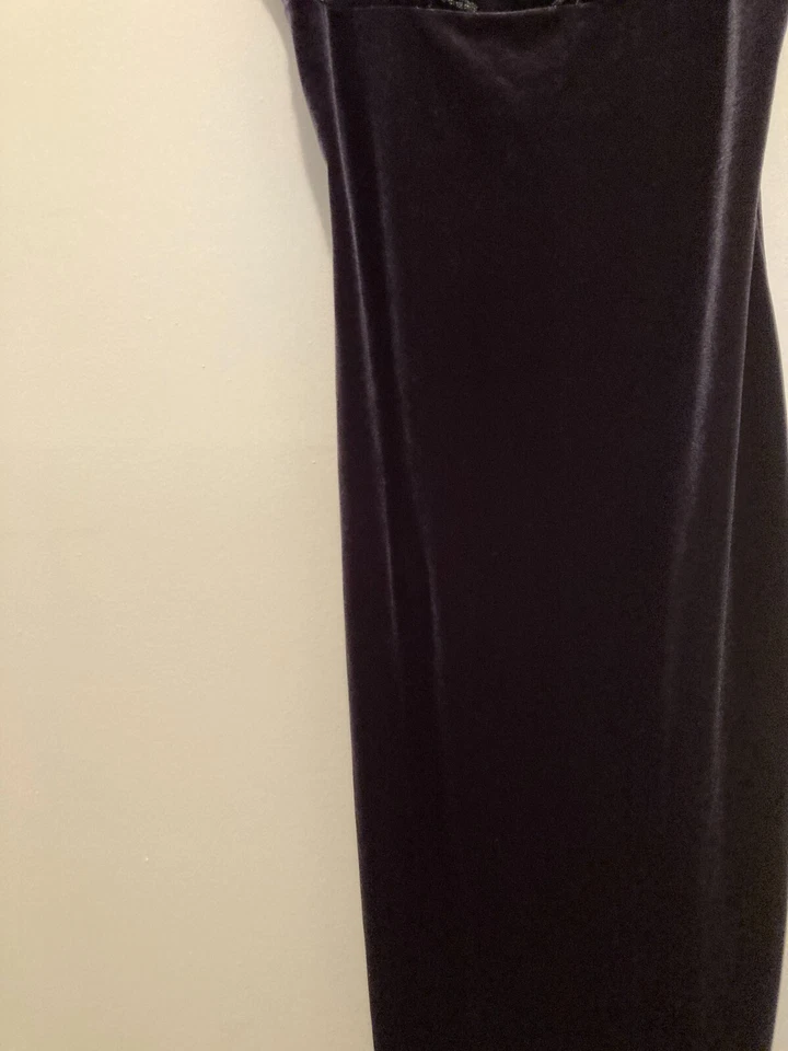 Maxi Vestido Largo Hada De Colección Y2K XOXO Para Mujer Pequeño Púrpura Oscuro Terciopelo Cuentas Foto 4 de 4